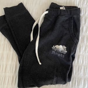 Dark Heather grey roots joggers, size S